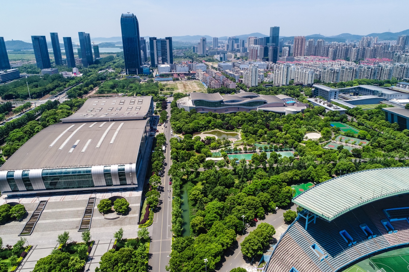 Sika Việt Nam đồng hành cùng các khu công nghiệp trong lộ trình chuyển đổi xanh - Ảnh 1. Sika Việt Nam đồng hành cùng các khu công nghiệp trong lộ trình chuyển đổi xanh - Ảnh 1.