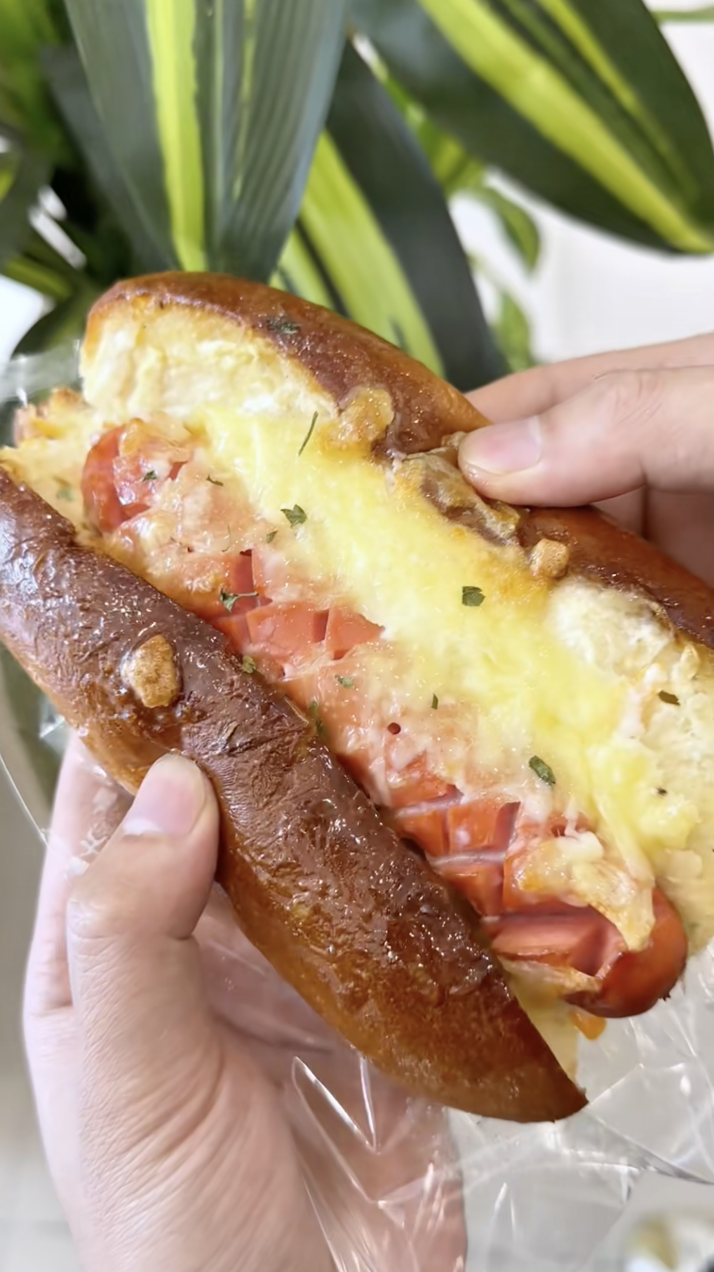 Phản hồi chính thức của tiệm bánh hot nhất Đà Nẵng sau việc để bánh lộ thiên, chất lượng không tương xứng- Ảnh 5. Phản hồi chính thức của tiệm bánh hot nhất Đà Nẵng sau việc để bánh lộ thiên, chất lượng không tương xứng- Ảnh 5.