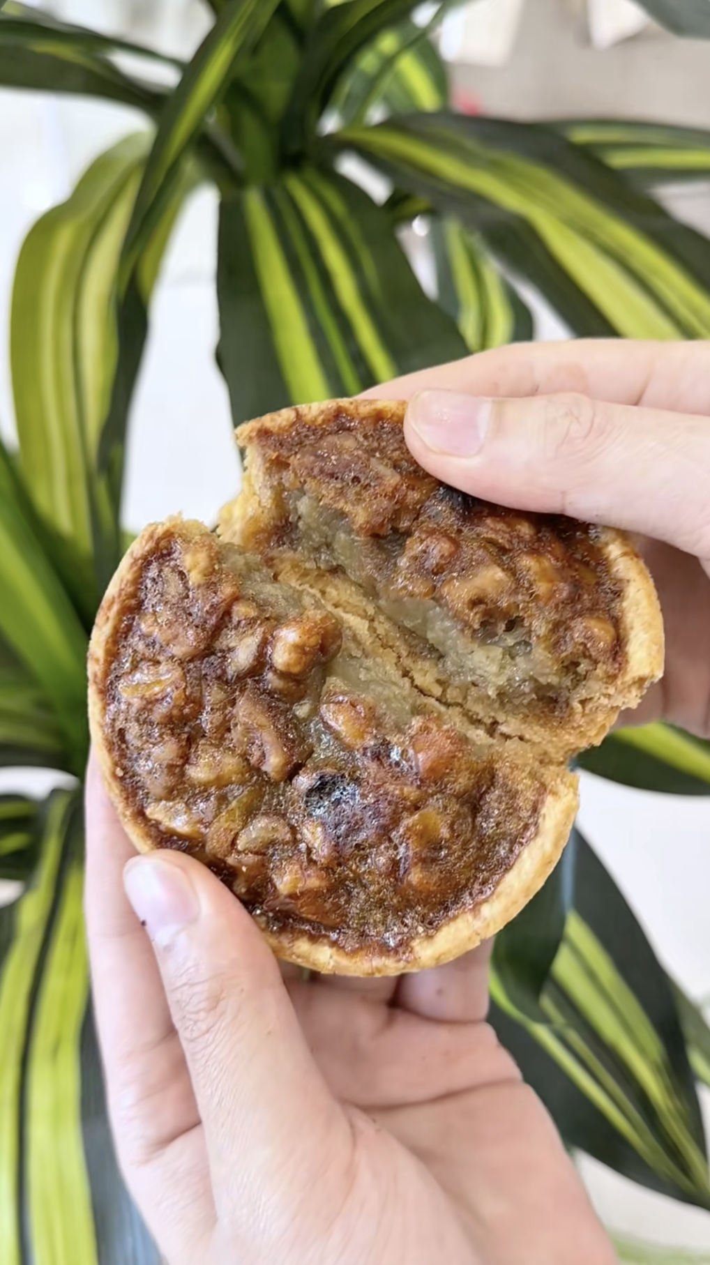 Phản hồi chính thức của tiệm bánh hot nhất Đà Nẵng sau việc để bánh lộ thiên, chất lượng không tương xứng- Ảnh 4. Phản hồi chính thức của tiệm bánh hot nhất Đà Nẵng sau việc để bánh lộ thiên, chất lượng không tương xứng- Ảnh 4.