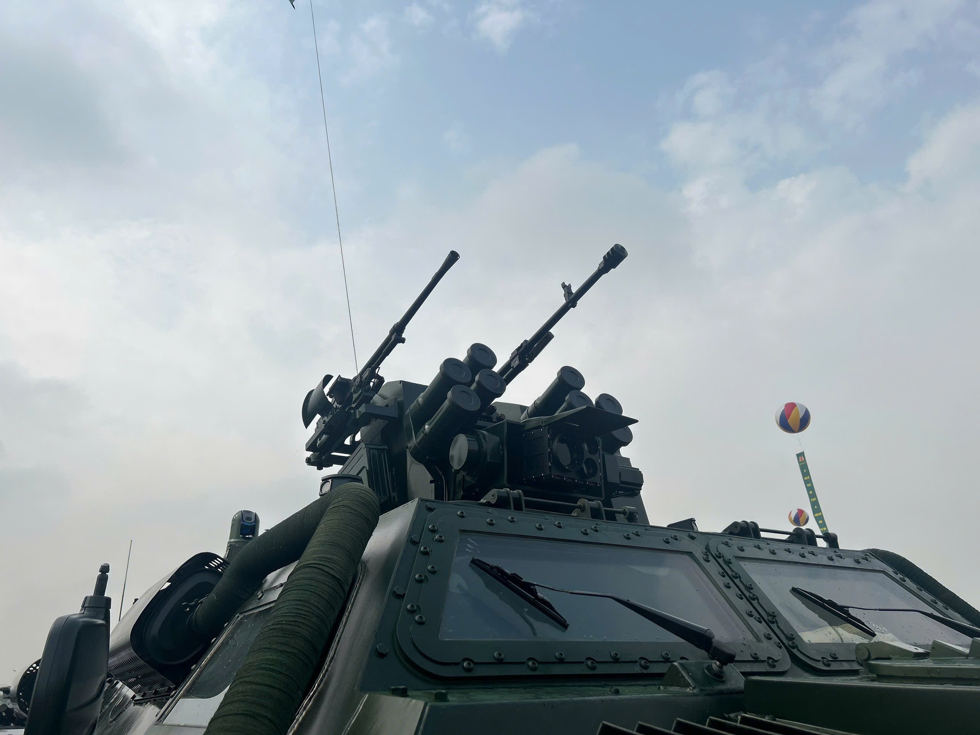 Cận cảnh xe thiết giáp chở quân chiến đấu XTC-02 do Việt Nam sản xuất với hoả lực mạnh- Ảnh 3. Cận cảnh xe thiết giáp chở quân chiến đấu XTC-02 do Việt Nam sản xuất với hoả lực mạnh- Ảnh 3.