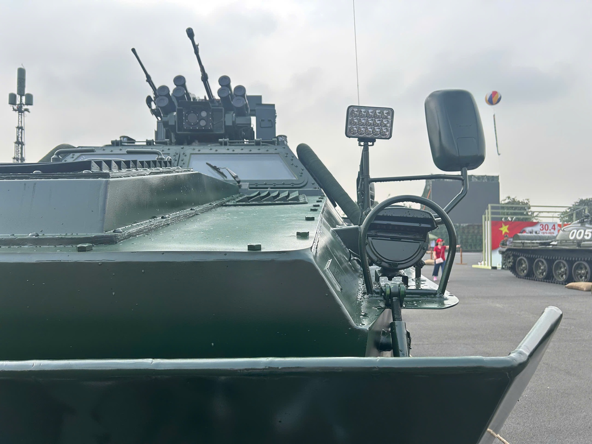 Cận cảnh xe thiết giáp chở quân chiến đấu XTC-02 do Việt Nam sản xuất với hoả lực mạnh- Ảnh 7. Cận cảnh xe thiết giáp chở quân chiến đấu XTC-02 do Việt Nam sản xuất với hoả lực mạnh- Ảnh 7.