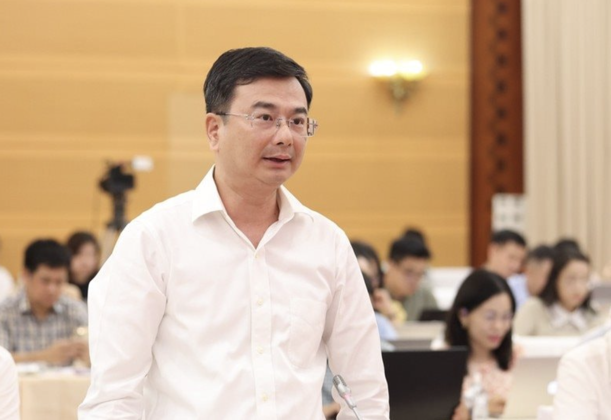 Phó Thống đốc: Sẽ phối hợp với Bộ Công an quản lý thị trường vàng - Ảnh 1.