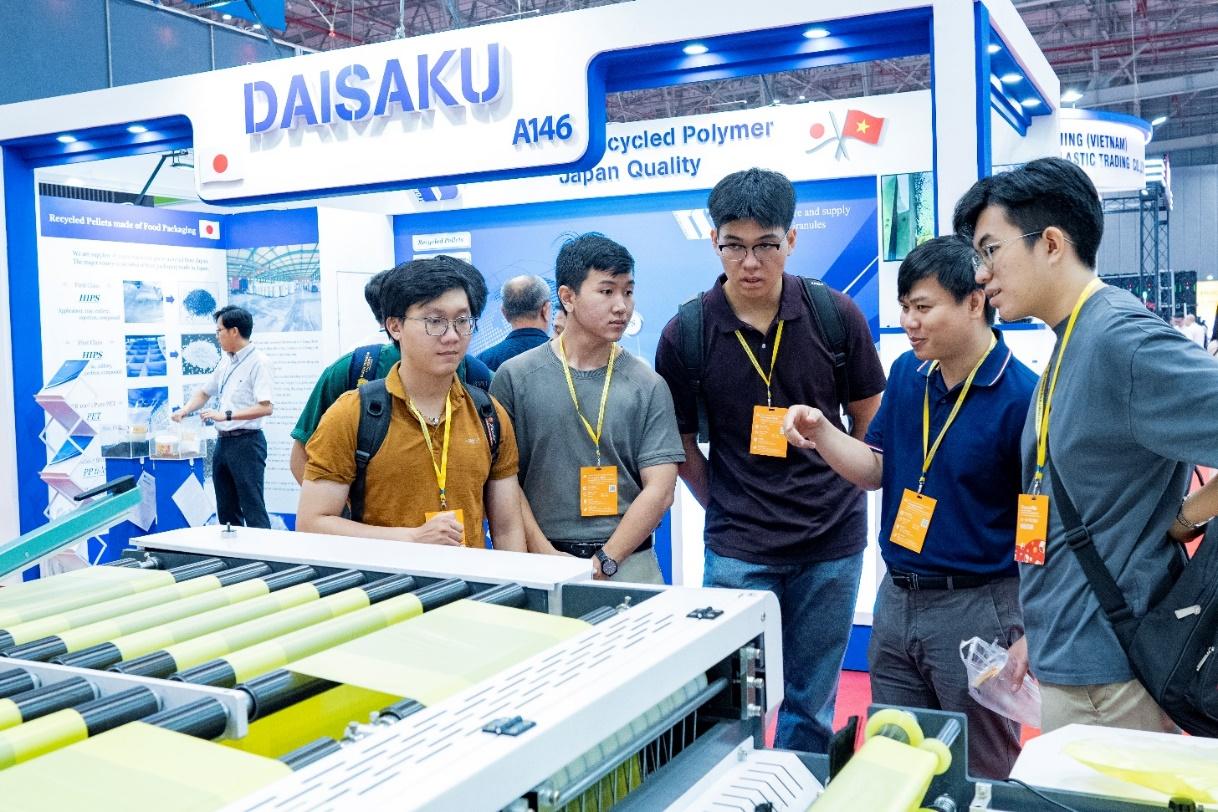 VietnamPlas 2025: Triển lãm hàng đầu về ngành nhựa và cao su - Ảnh 1.