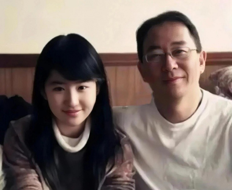 Không ai dám cưới Lưu Diệc Phi- Ảnh 5.