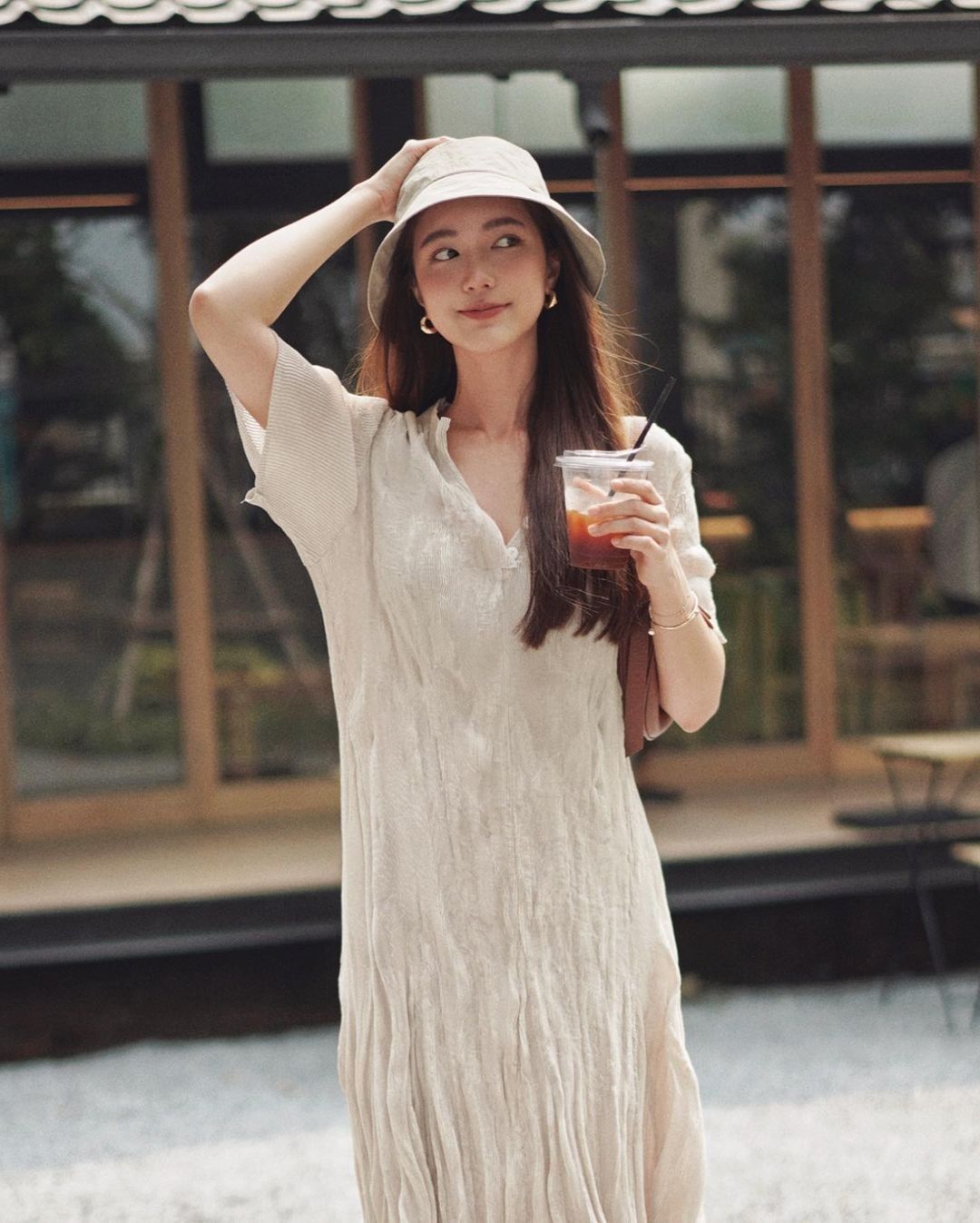 Người trẻ 2025: Càng ít mua sắm càng tự tin về tài chính - lối sống ngược khiến nhiều phụ huynh bất ngờ- Ảnh 1.