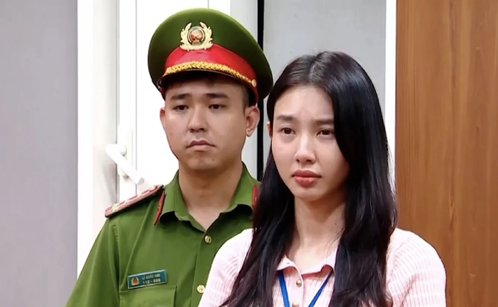 Sau phiên livestream bán kẹo Kera thu về 400 triệu, Hoa hậu Thuỳ Tiên đòi tăng cổ phần- Ảnh 1. Sau phiên livestream bán kẹo Kera thu về 400 triệu, Hoa hậu Thuỳ Tiên đòi tăng cổ phần- Ảnh 1.