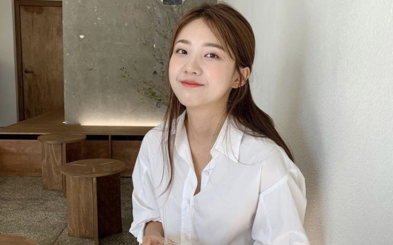 Tin nhắn mẹ gửi con gái 18 tuổi khiến tất cả xót xa: “Ở Hà Nội đắt đỏ… con cố gắng đi làm kiếm tiền”- Ảnh 2. Tin nhắn mẹ gửi con gái 18 tuổi khiến tất cả xót xa: “Ở Hà Nội đắt đỏ… con cố gắng đi làm kiếm tiền”- Ảnh 2.