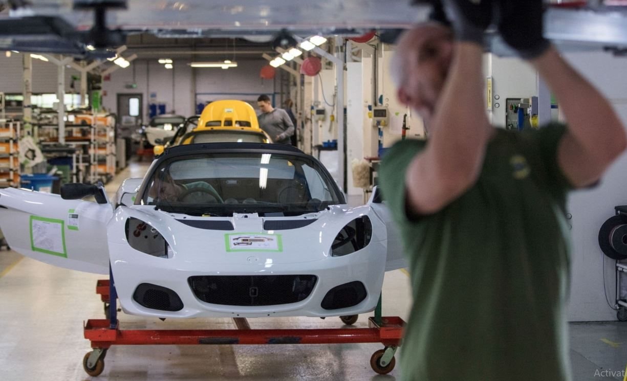 Ngành xe điện gặp thách thức chưa từng có: 30.000 việc làm biến mất, loạt 'đại bàng' trăm tuổi, startup chật vật tồn tại- Ảnh 2.