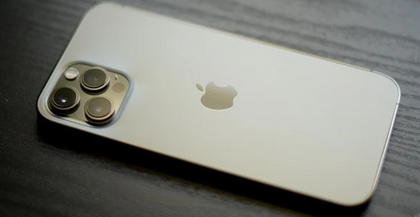 Người tinh tế luôn úp điện thoại xuống bàn, lý do vì sao? - Ảnh 4.