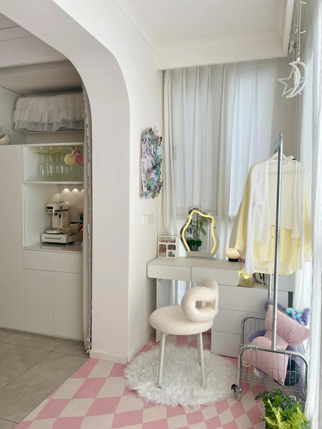 Cô gái làm việc 20 năm mua được căn hộ 12m²: Không gian nhỏ nhưng đẹp ngoạn mục, ai xem cũng trầm trồ- Ảnh 6. Cô gái làm việc 20 năm mua được căn hộ 12m²: Không gian nhỏ nhưng đẹp ngoạn mục, ai xem cũng trầm trồ- Ảnh 6.