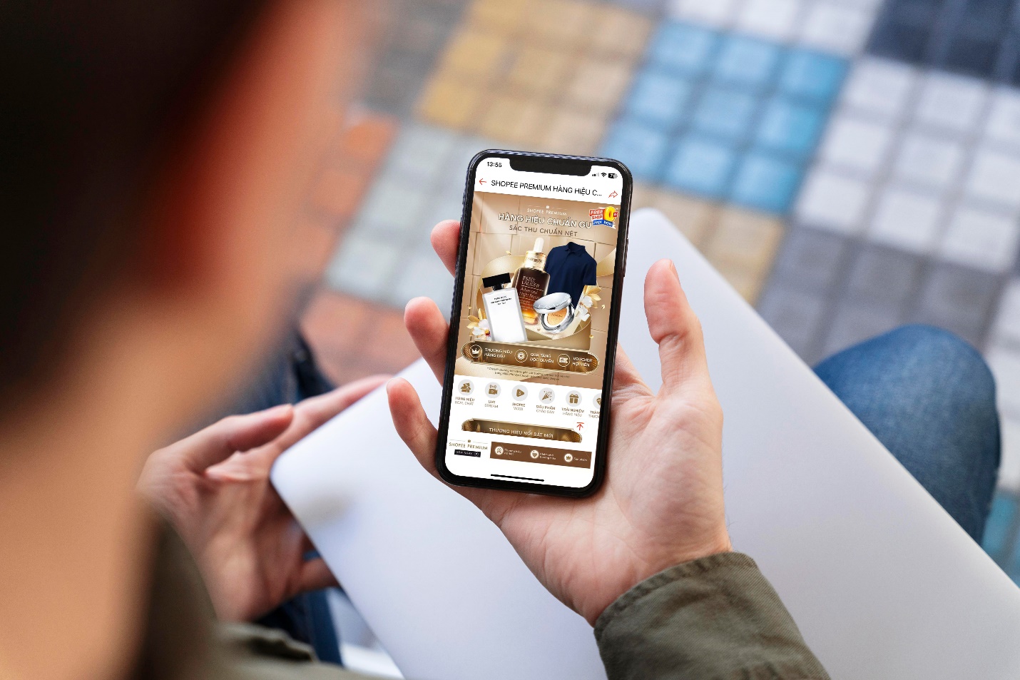 Thúc đẩy mua sắm hàng chính hãng trên sàn TMĐT - Lợi cả đôi đường - Ảnh 1.