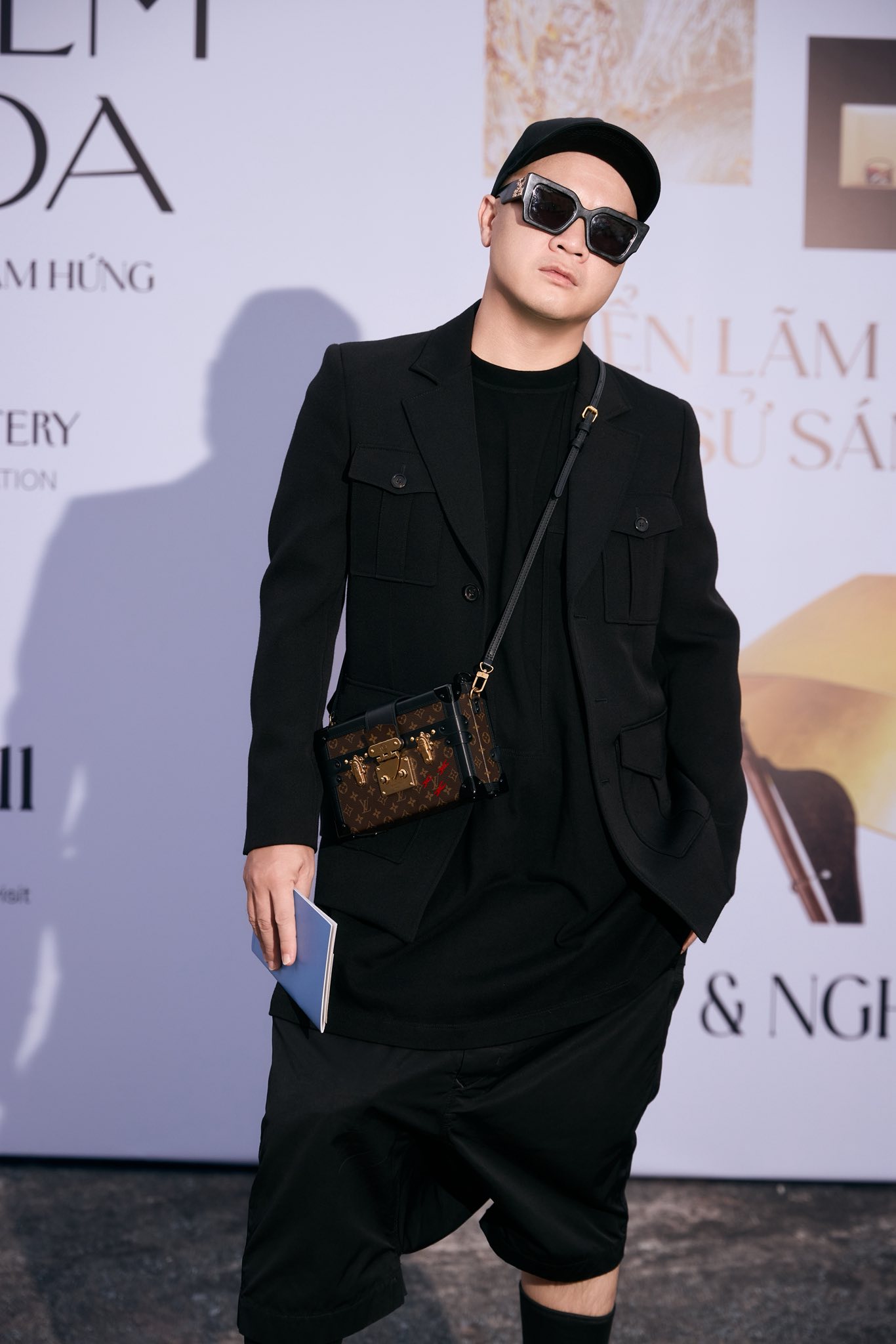 Chuyện gì đang xảy ra với NTK Đỗ Mạnh Cường?- Ảnh 4. Chuyện gì đang xảy ra với NTK Đỗ Mạnh Cường?- Ảnh 4.