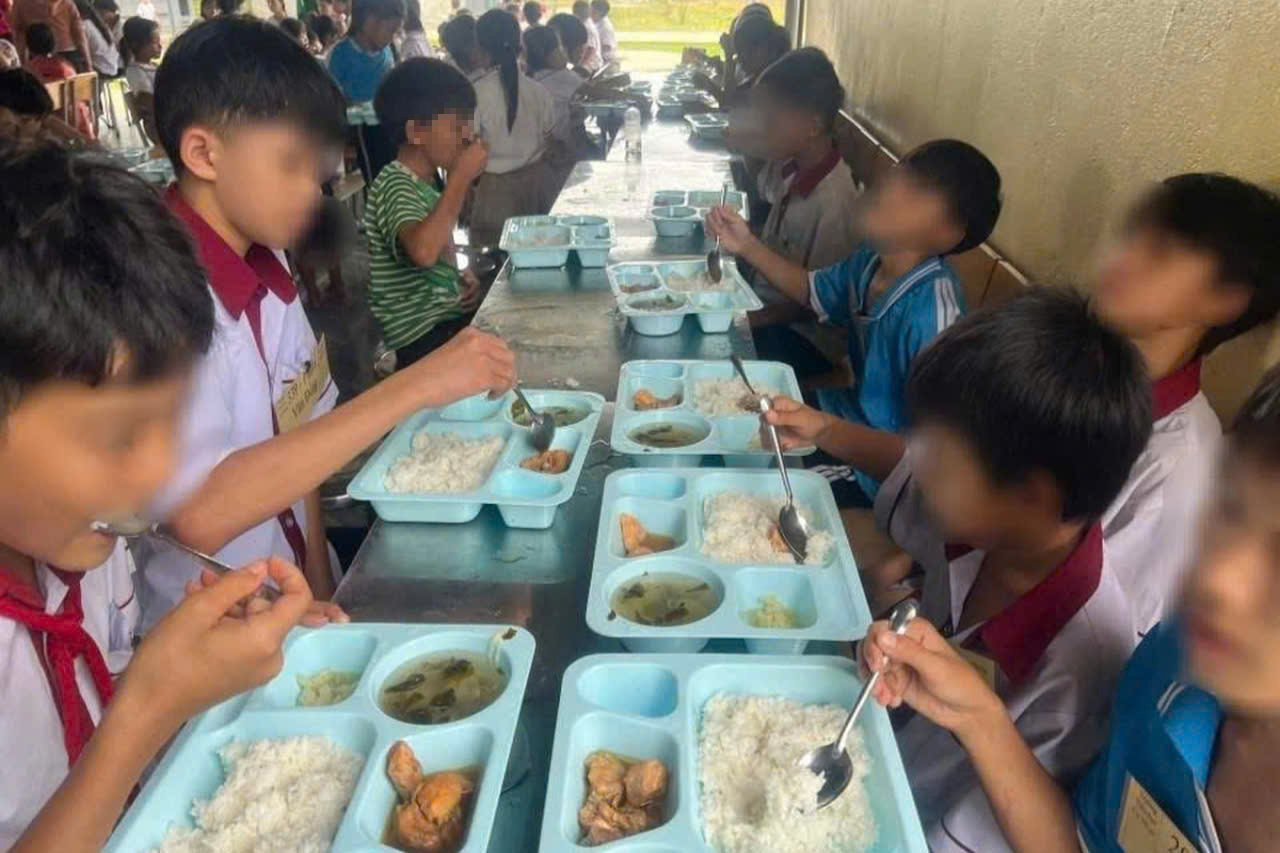 Dự án Nuôi em Tại Đắk Lắk chậm trễ hỗ trợ suất ăn cho học sinh - Ảnh 1.