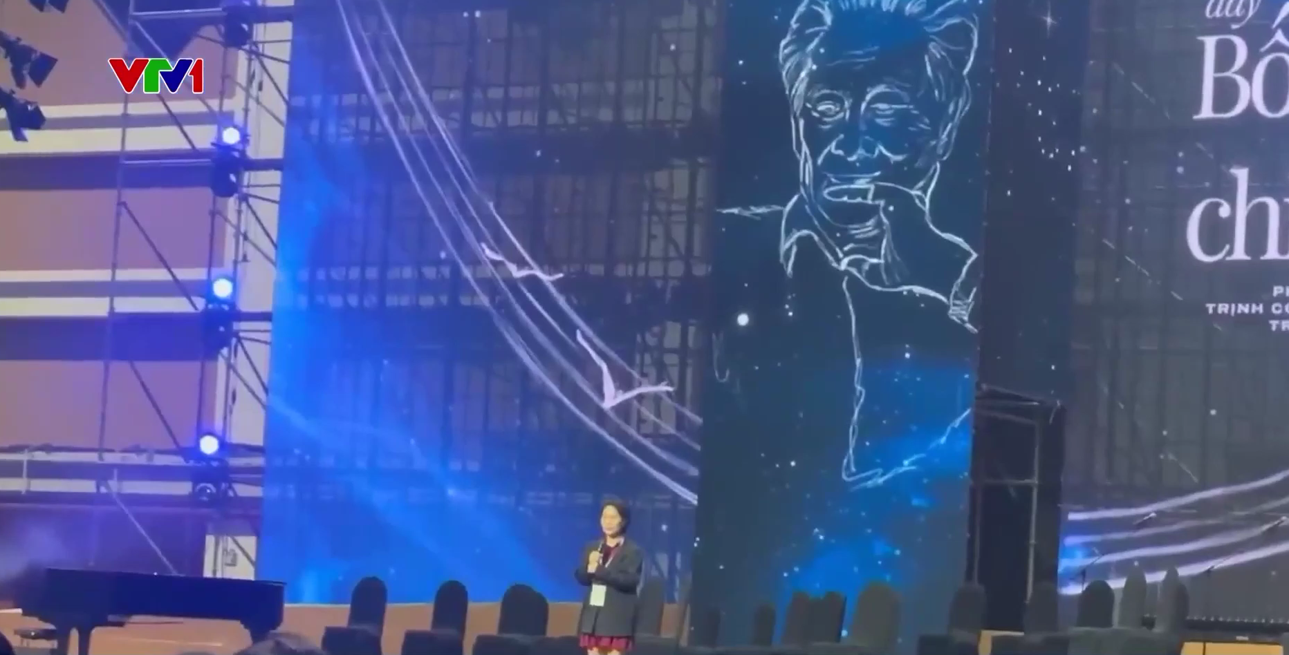 Bán vé rầm rộ rồi hủy show, người tổ chức đêm nhạc bị khởi tố tại Hà Nội - Ảnh 2.