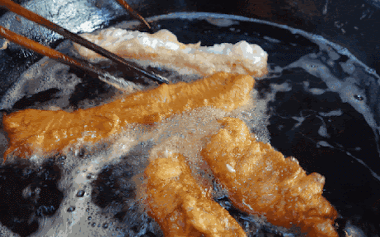 3 Thực phẩm độc hại gây ung thư bậc nhất bạn nên tránh xa ngay hôm nay - Ảnh 1.