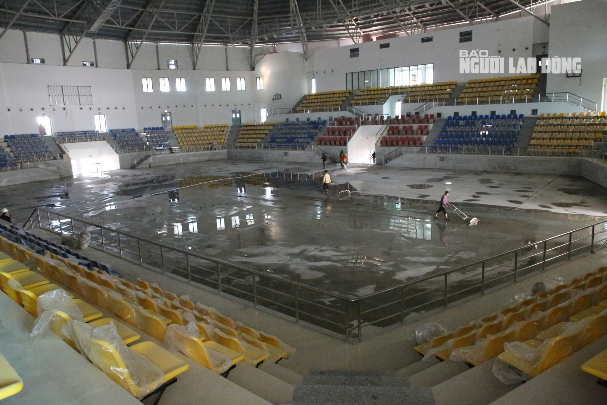 Nhà thi đấu kim cương xanh 340 tỉ đồng tại trung tâm thể dục thể thao Quảng Trị - Ảnh 10. Nhà thi đấu kim cương xanh 340 tỉ đồng tại trung tâm thể dục thể thao Quảng Trị - Ảnh 10.