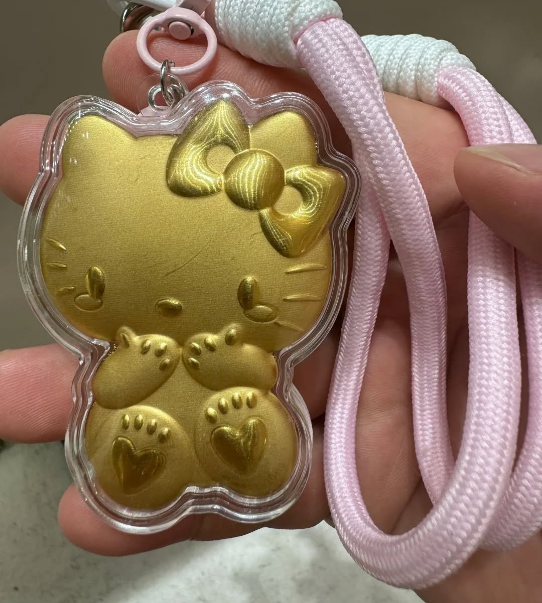 Mua vàng lẻ đang trở thành xu hướng sống mới cho giới trẻ hiện đại - Ảnh 1.