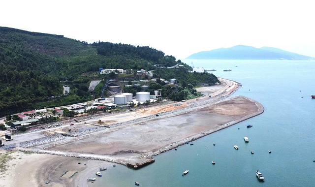 Siêu dự án bến cảng container Liên Chiểu sẽ thay đổi logistics quốc gia - Ảnh 2. Siêu dự án bến cảng container Liên Chiểu sẽ thay đổi logistics quốc gia - Ảnh 2.