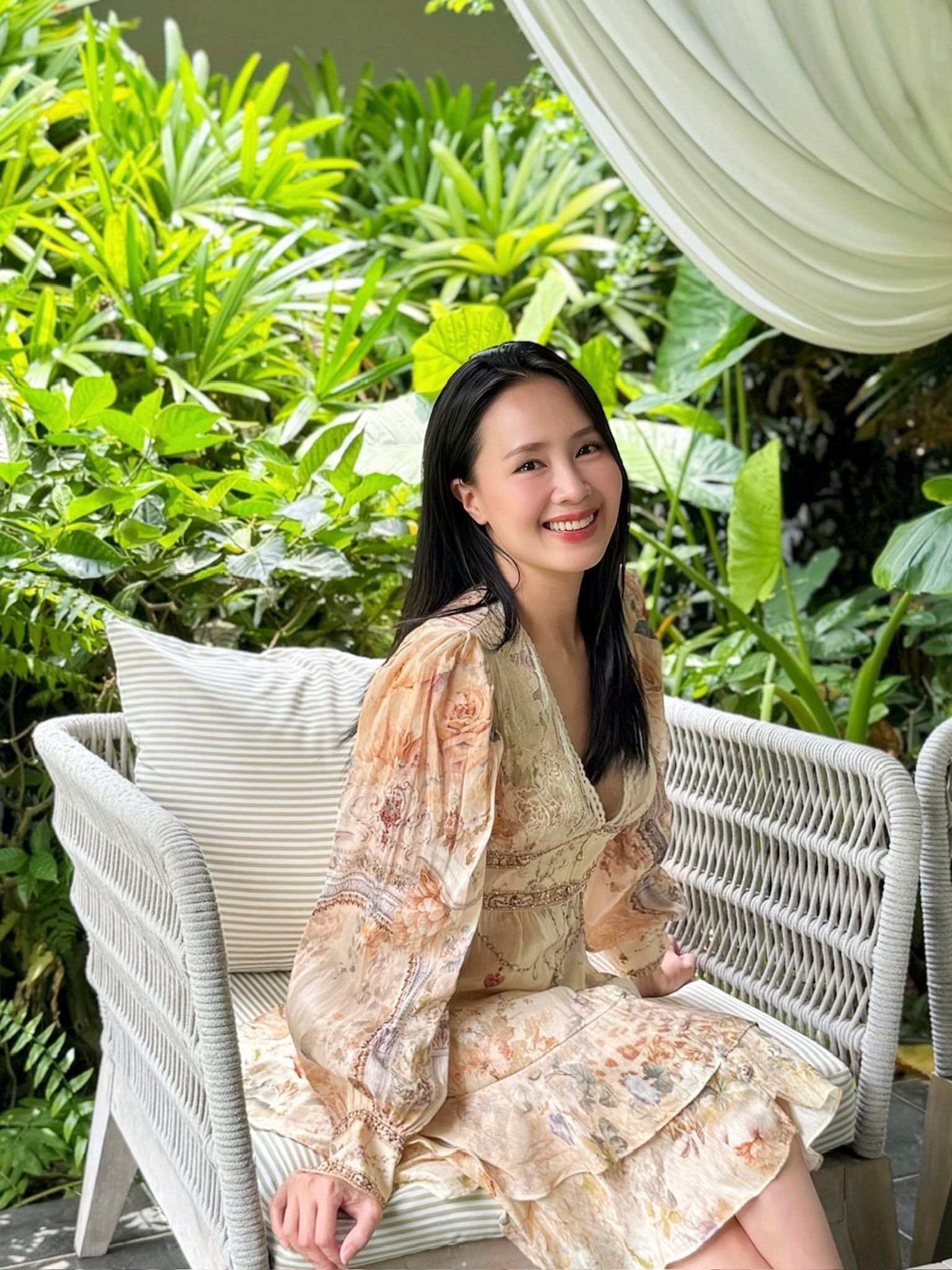 Mỹ nhân được cả showbiz nâng niu như báu vật, 42 tuổi vẫn là "bức họa" thời trang triệu người mê - Ảnh 14.