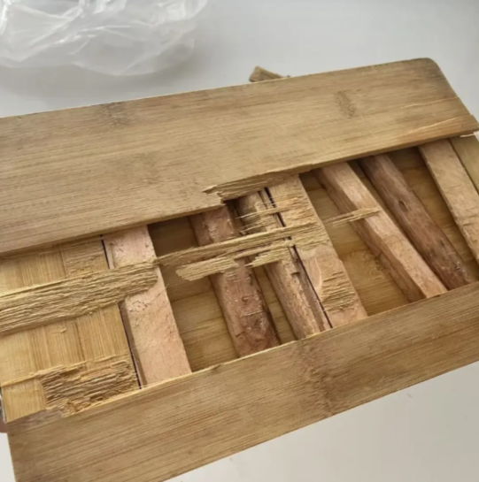 Nên tránh bát đĩa men màu không rõ nguồn gốc để bảo vệ sức khỏe gia đình bạn - Ảnh 1.