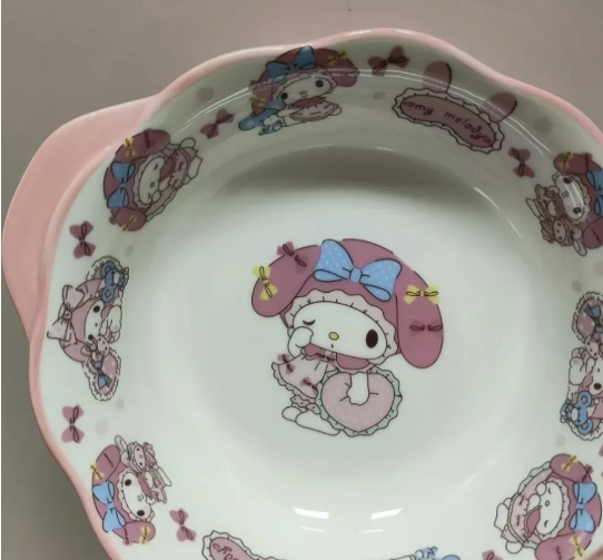 Nên tránh bát đĩa men màu không rõ nguồn gốc để bảo vệ sức khỏe gia đình bạn - Ảnh 3.