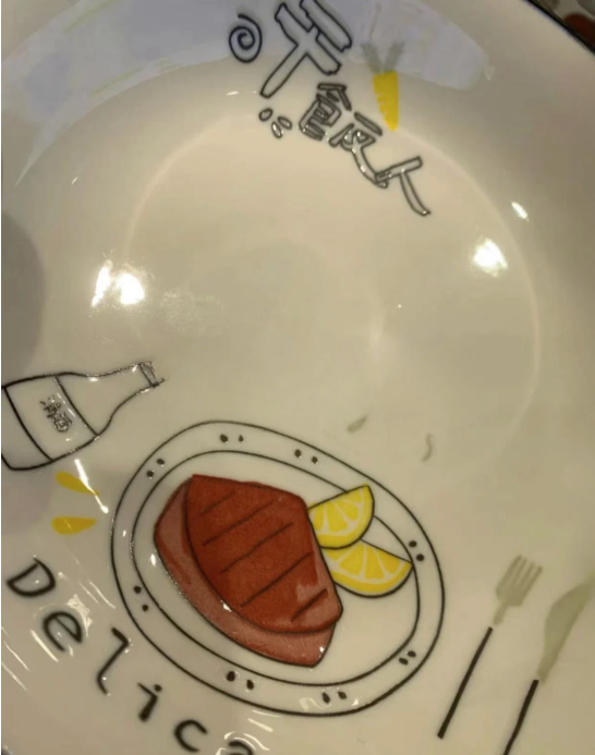 Nên tránh bát đĩa men màu không rõ nguồn gốc để bảo vệ sức khỏe gia đình bạn - Ảnh 4.