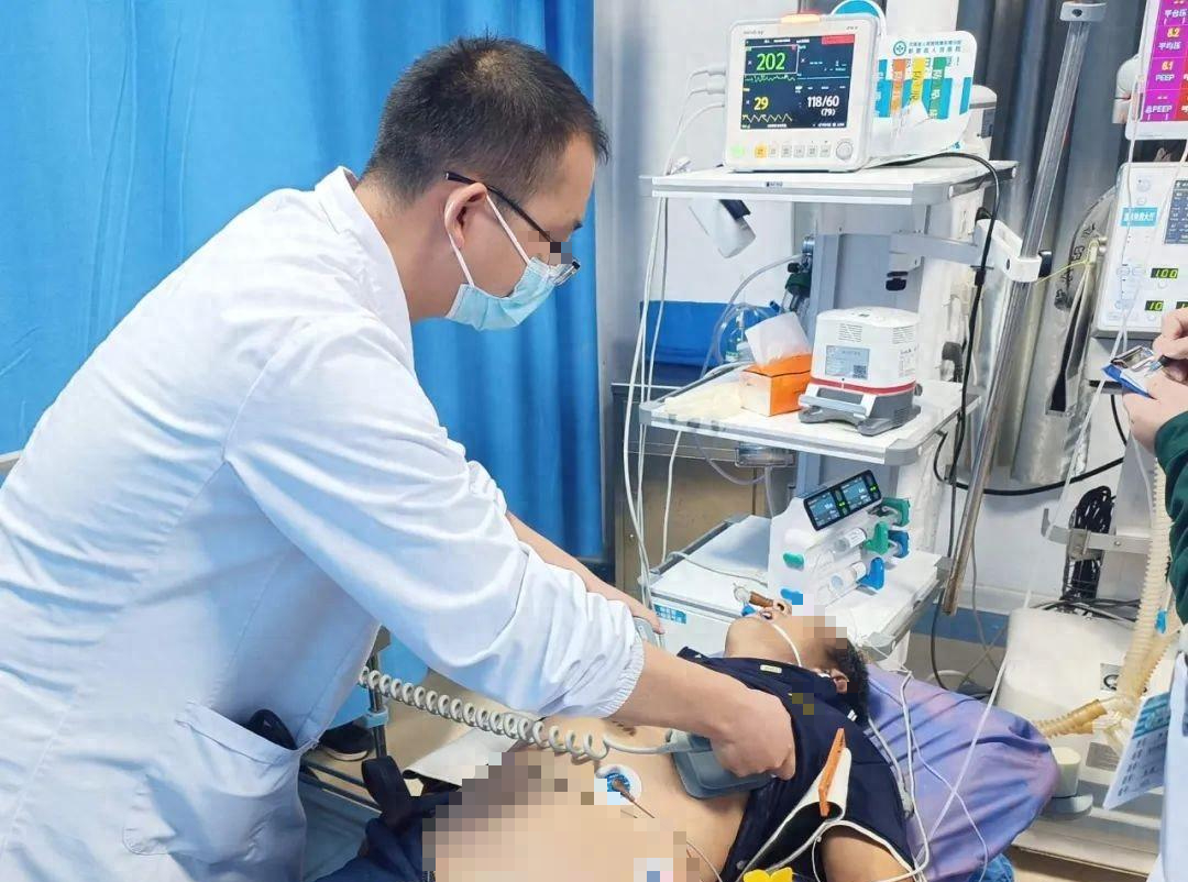 Nam tài xế taxi tử vong vì kiểu dùng bình giữ nhiệt rất nhiều người cho rằng VÔ HẠI, tiện lợi - Ảnh 1.