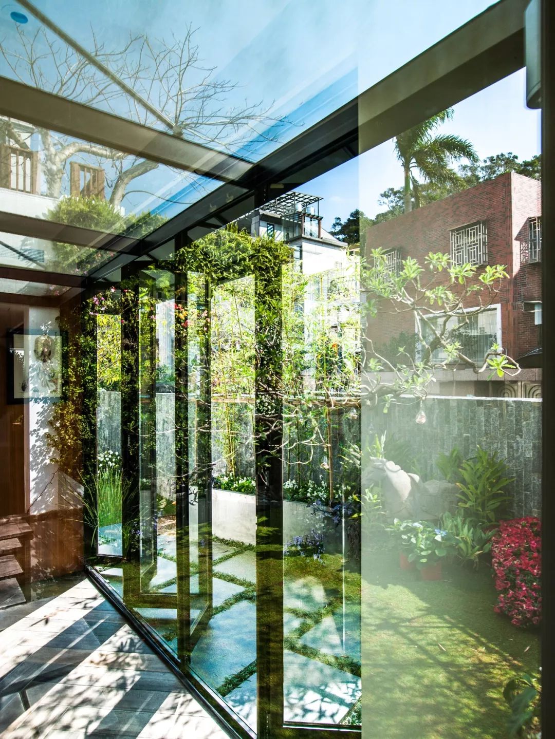 Con cái ra riêng, cặp vợ chồng trung niên bỏ 35 tỷ cải tạo nhà thành viện dưỡng lão tại gia cho chính mình- Ảnh 5.