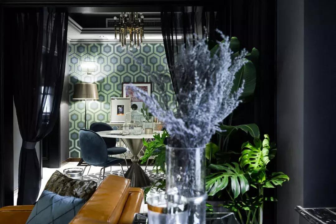 Sau ly hôn, tôi chi hơn 3,5 tỷ đồng cải tạo căn nhà 150m² toàn màu đen: Đó là cách tôi bước qua giai đoạn tăm tối nhất đời mình- Ảnh 10.