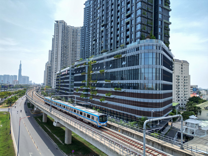 Nhìn lại bức tranh bất động sản TP.HCM năm 2025 - Ảnh 1. Nhìn lại bức tranh bất động sản TP.HCM năm 2025 - Ảnh 1.