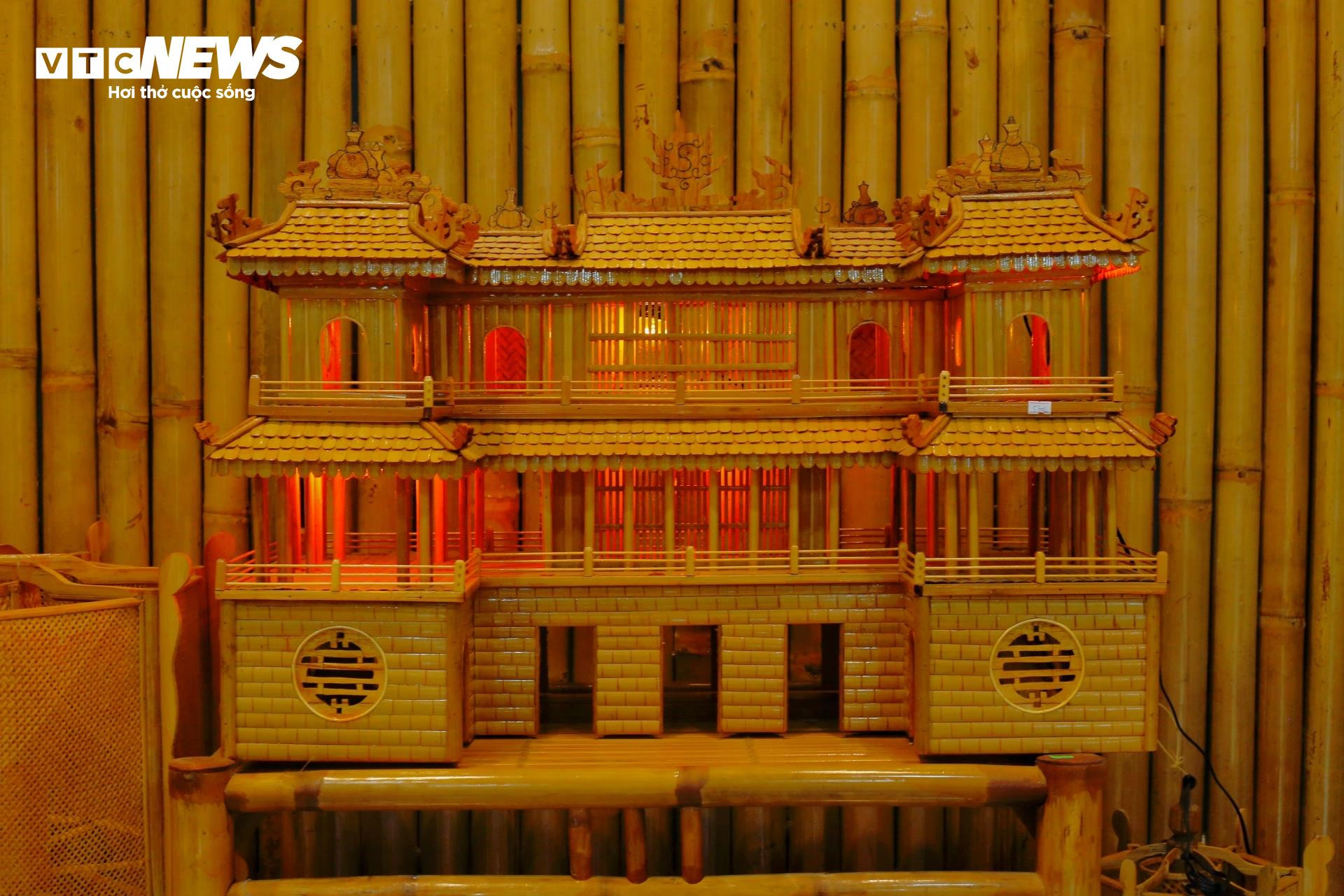 Nghệ nhân làng nghề Bao La ở Huế biến tre thành tiền và nghệ thuật sống động - Ảnh 4. Nghệ nhân làng nghề Bao La ở Huế biến tre thành tiền và nghệ thuật sống động - Ảnh 4.