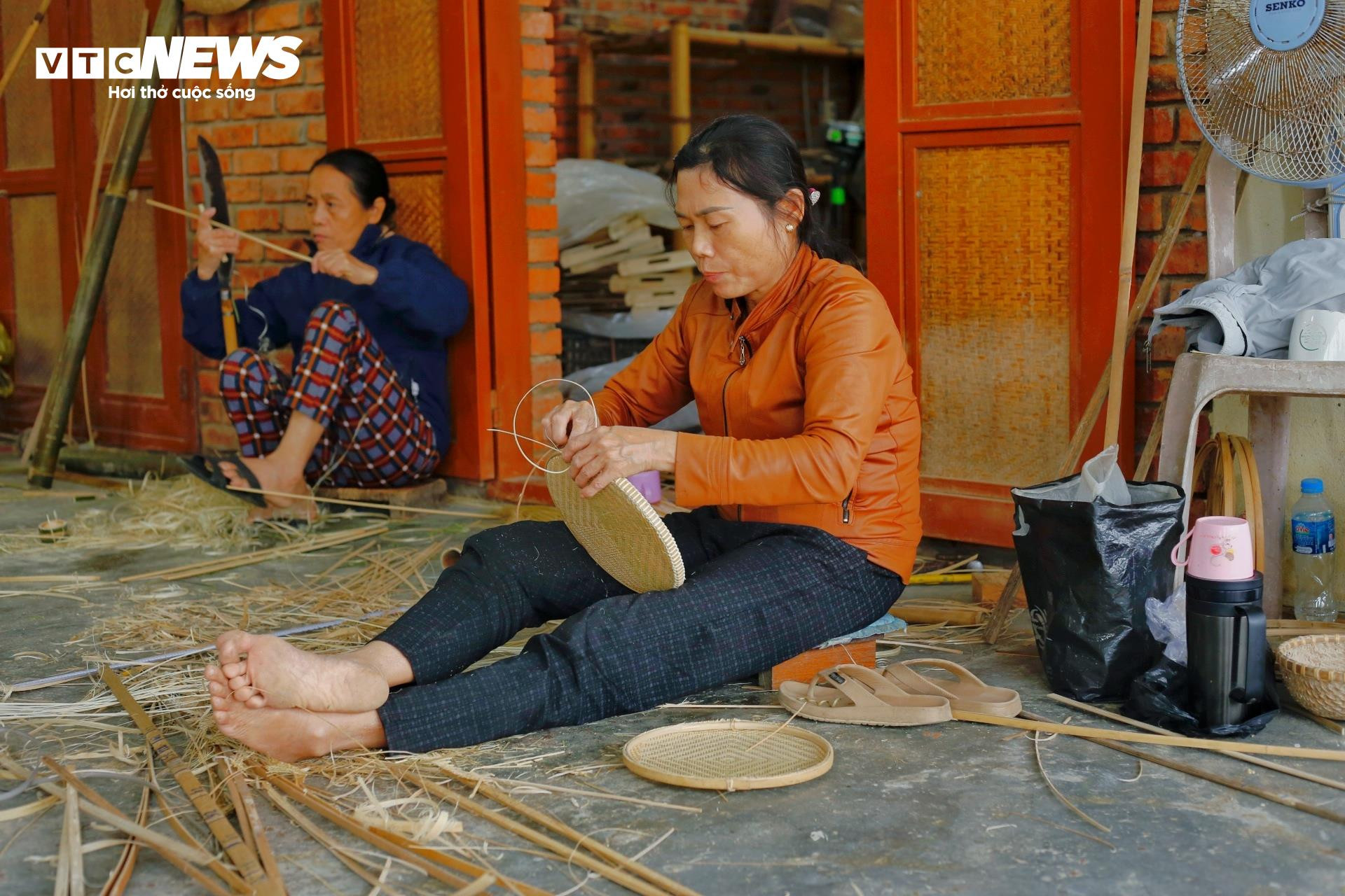 Nghệ nhân làng nghề Bao La ở Huế biến tre thành tiền và nghệ thuật sống động - Ảnh 10. Nghệ nhân làng nghề Bao La ở Huế biến tre thành tiền và nghệ thuật sống động - Ảnh 10.