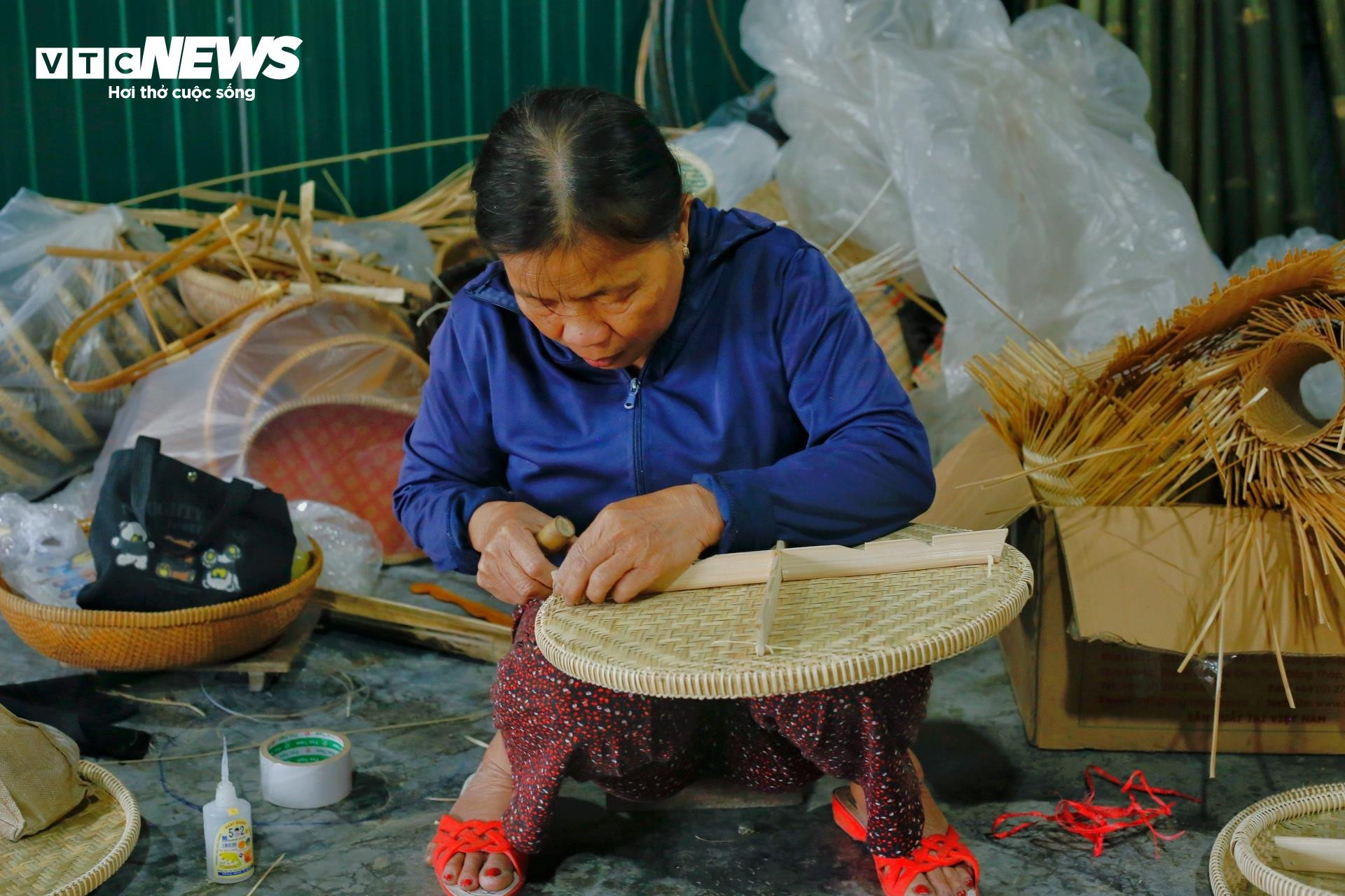 Nghệ nhân làng nghề Bao La ở Huế biến tre thành tiền và nghệ thuật sống động - Ảnh 11. Nghệ nhân làng nghề Bao La ở Huế biến tre thành tiền và nghệ thuật sống động - Ảnh 11.