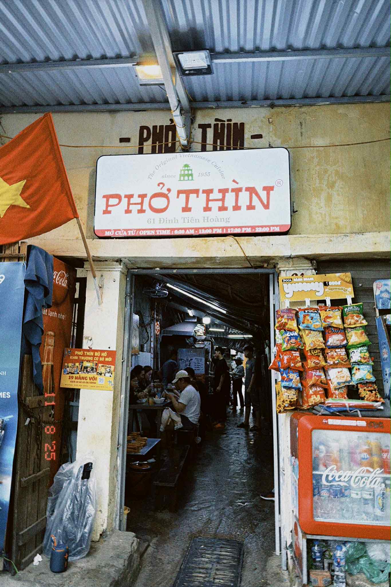 Phở Thìn Bờ Hồ và ký ức Hà Nội: Hành trình 70 năm không thể quên - Ảnh 3.