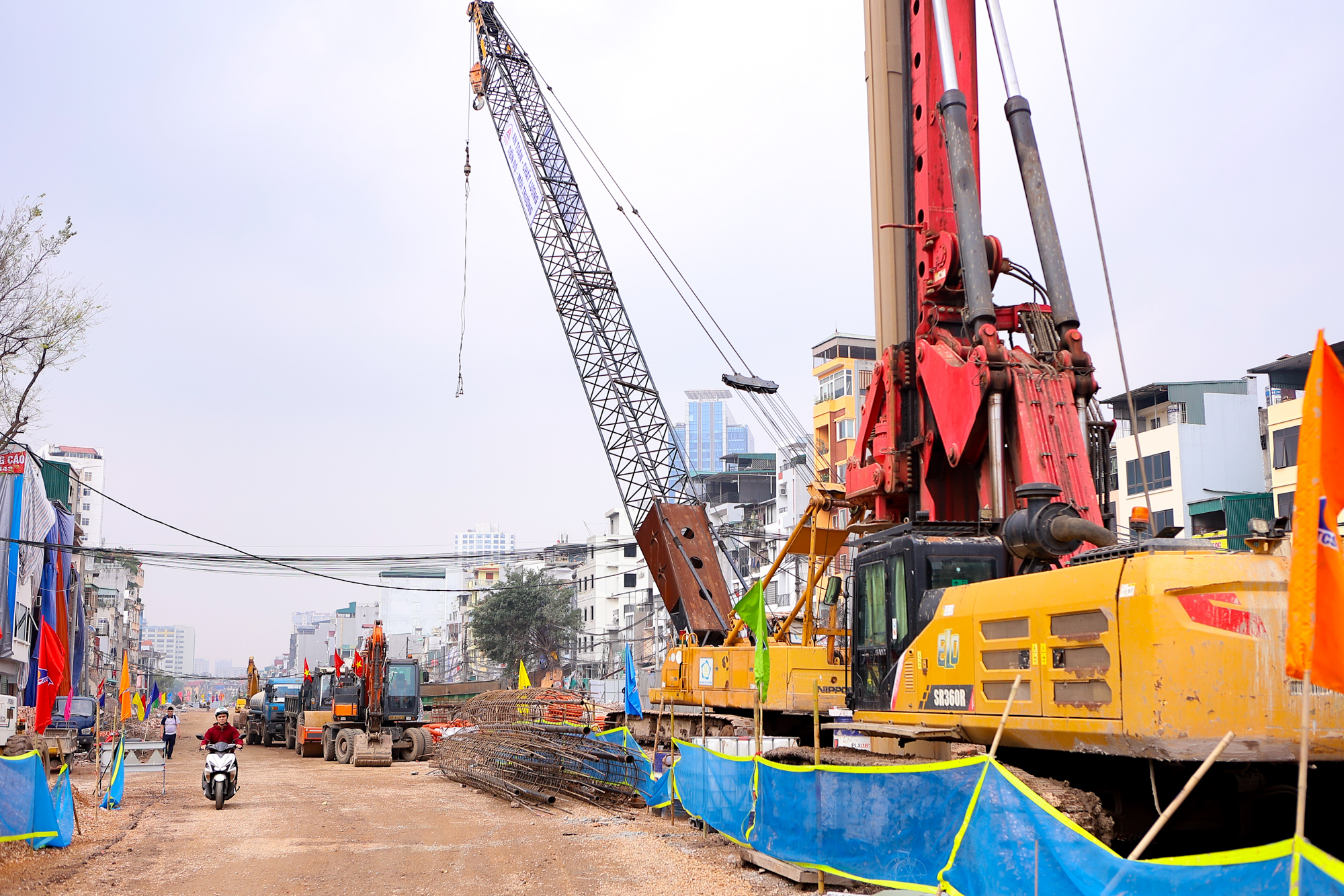 Thông xe đường Vành đai 1: Kinh tế vĩ mô tác động đến bất động sản Hà Nội - Ảnh 2.