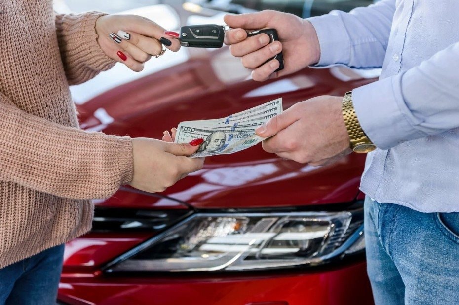 Ford và GM chuyển mình sang ngành ngân hàng để đối phó với xe điện - Ảnh 3.