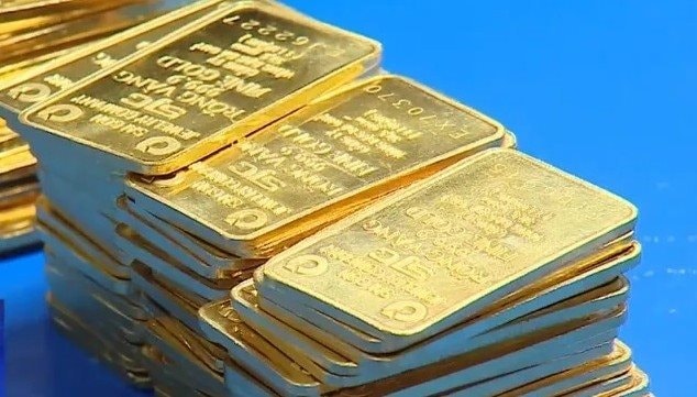 Giá vàng tăng 4 triệu đồng trong 60 phút: Nguyên nhân và dự đoán thị trường - Ảnh 1. Giá vàng tăng 4 triệu đồng trong 60 phút: Nguyên nhân và dự đoán thị trường - Ảnh 1.