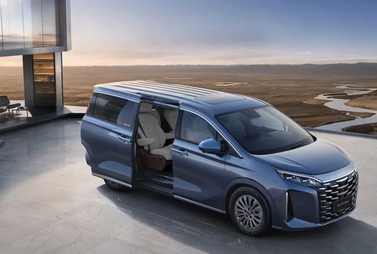 BYD M9 ra mắt tại Việt Nam xe hybrid cao cấp cho gia đình và doanh nghiệp - Ảnh 5.