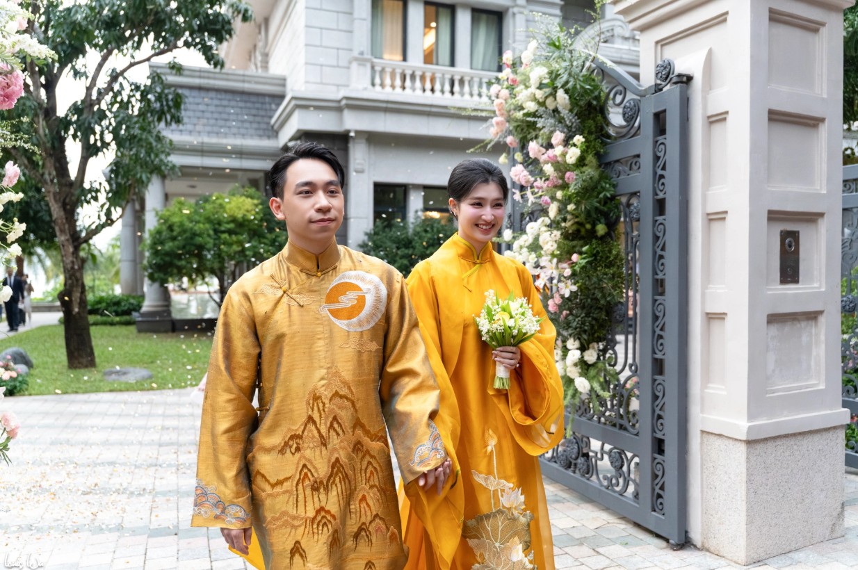 Lễ hằng thuận của Phương Nhi – Minh Hoàng: Nghi lễ độc đáo Giữa lòng Nha Trang - Ảnh 4. Lễ hằng thuận của Phương Nhi – Minh Hoàng: Nghi lễ độc đáo Giữa lòng Nha Trang - Ảnh 4.