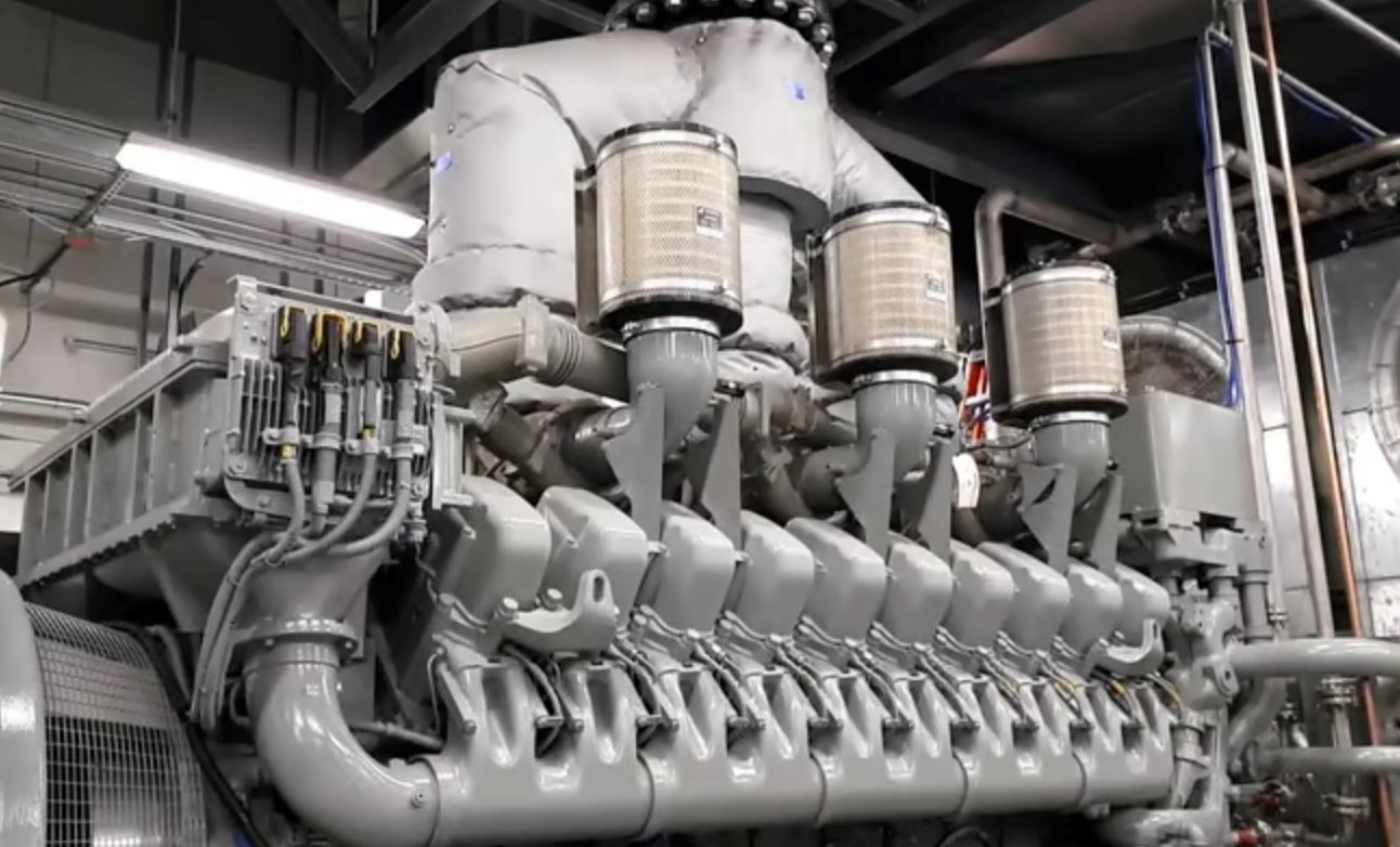 Cách tỷ phú Mark Zuckerberg tiêu tiền với siêu du thuyền Launchpad trị giá 300 triệu USD - Ảnh 5. Cách tỷ phú Mark Zuckerberg tiêu tiền với siêu du thuyền Launchpad trị giá 300 triệu USD - Ảnh 5.