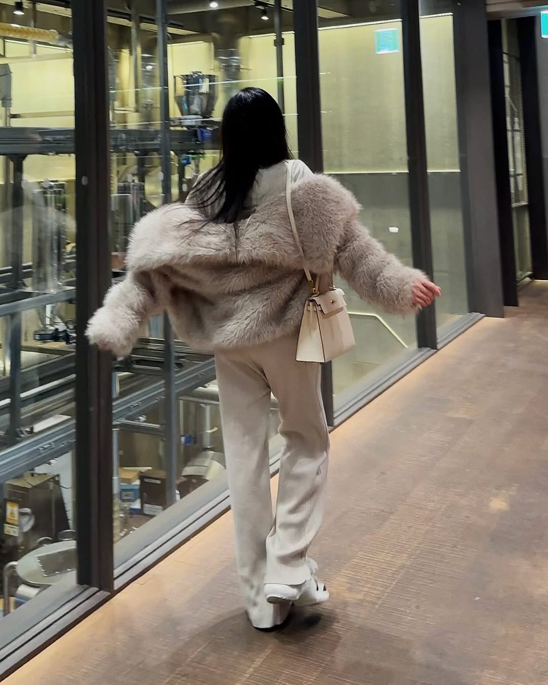 Vũ Thanh Quỳnh và hành trình thẩm mỹ thành công , nhan sắc rạng rỡ không thể chối từ - Ảnh 7.