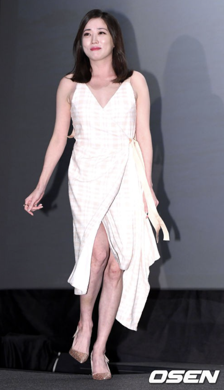 “Công chúa nổi tiếng” đẹp tới nỗi được toàn dân bao dung, nhan sắc tuổi 44 gây nhiều tiếc nuối- Ảnh 20.