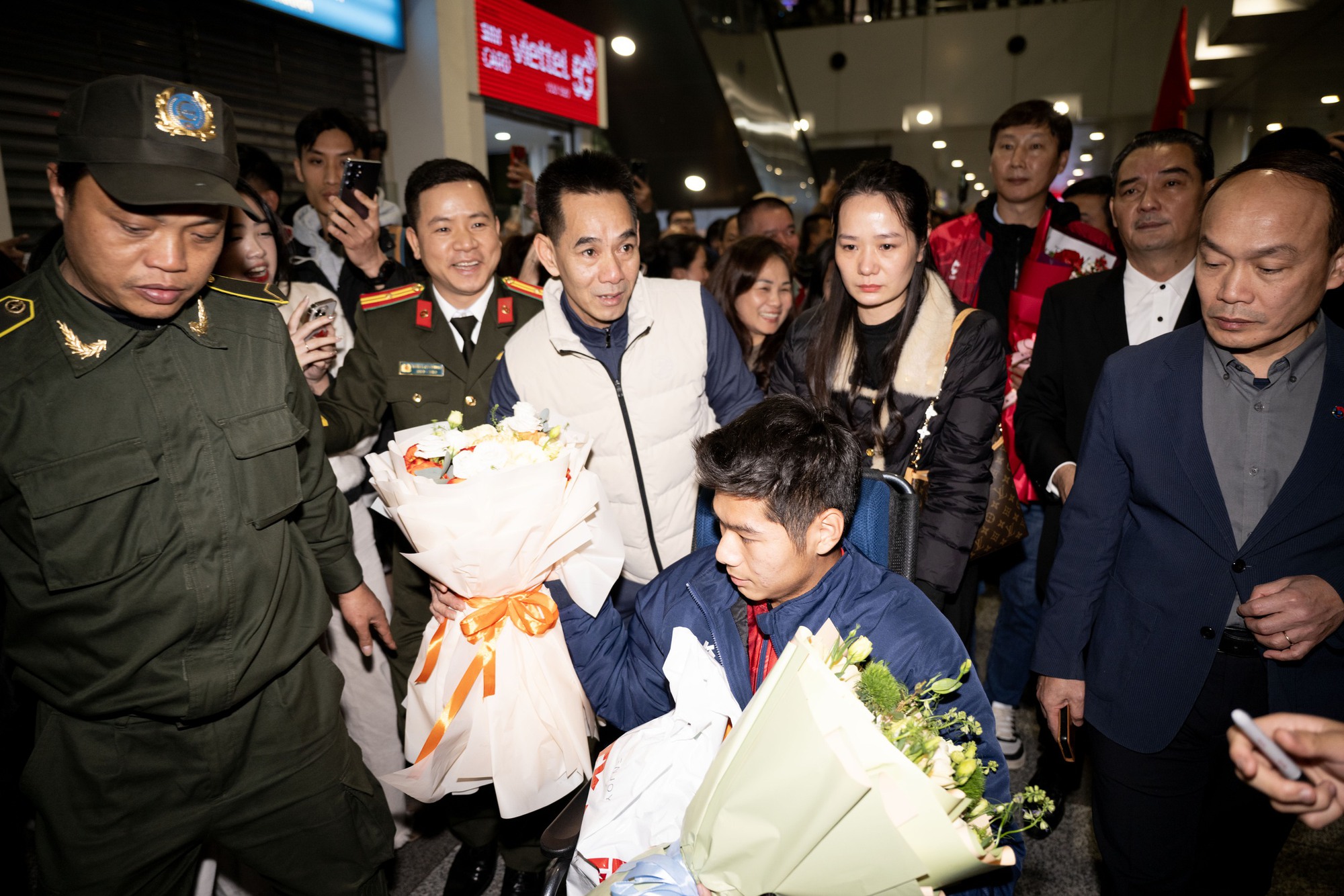 Phỏng vấn bố Hiểu Minh U23 Việt Nam: Rớm nước mắt hé lộ lời động viên con trai chấn thương- Ảnh 2. Phỏng vấn bố Hiểu Minh U23 Việt Nam: Rớm nước mắt hé lộ lời động viên con trai chấn thương- Ảnh 2.