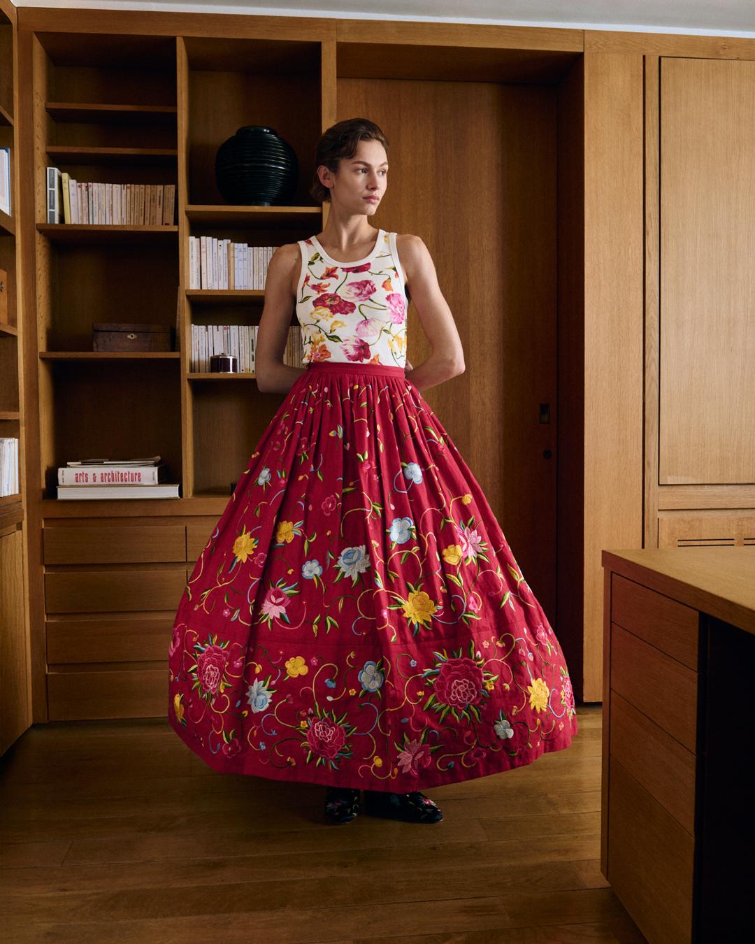 KENZO Thu Đông 2026 trở về dinh thự xưa , Hai thế hệ đồng vọng trong Thời trang - Ảnh 3.