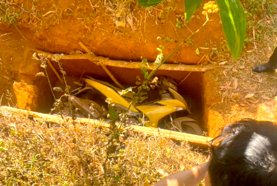 Vụ cướp ngân hàng ở Gia Lai: Phát hiện dấu vết đốt quần áo và trang bị phi tang - Ảnh 5.