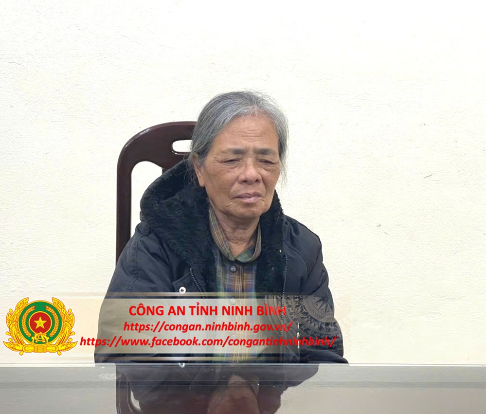 Bắt đối tượng Hoàng Thị Vân sau 25 năm lẩn trốn tại thành phố Hồ Chí Minh - Ảnh 1. Bắt đối tượng Hoàng Thị Vân sau 25 năm lẩn trốn tại thành phố Hồ Chí Minh - Ảnh 1.