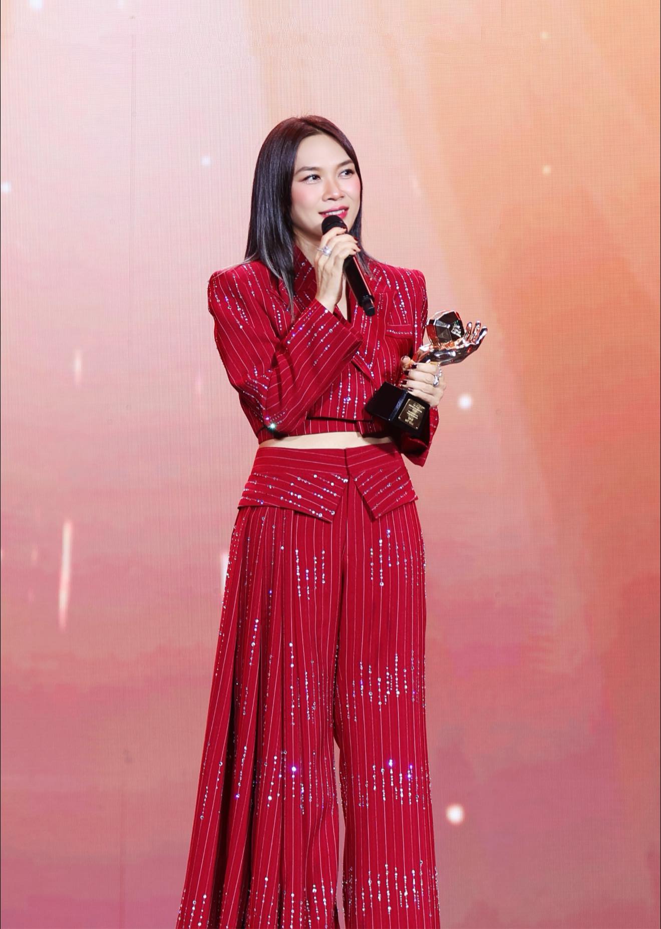 Nữ thủ khoa Nhạc viện thành công nhất Việt Nam: “Giàu từ nhân cách, tài năng đến tài sản”- Ảnh 2. Nữ thủ khoa Nhạc viện thành công nhất Việt Nam: “Giàu từ nhân cách, tài năng đến tài sản”- Ảnh 2.