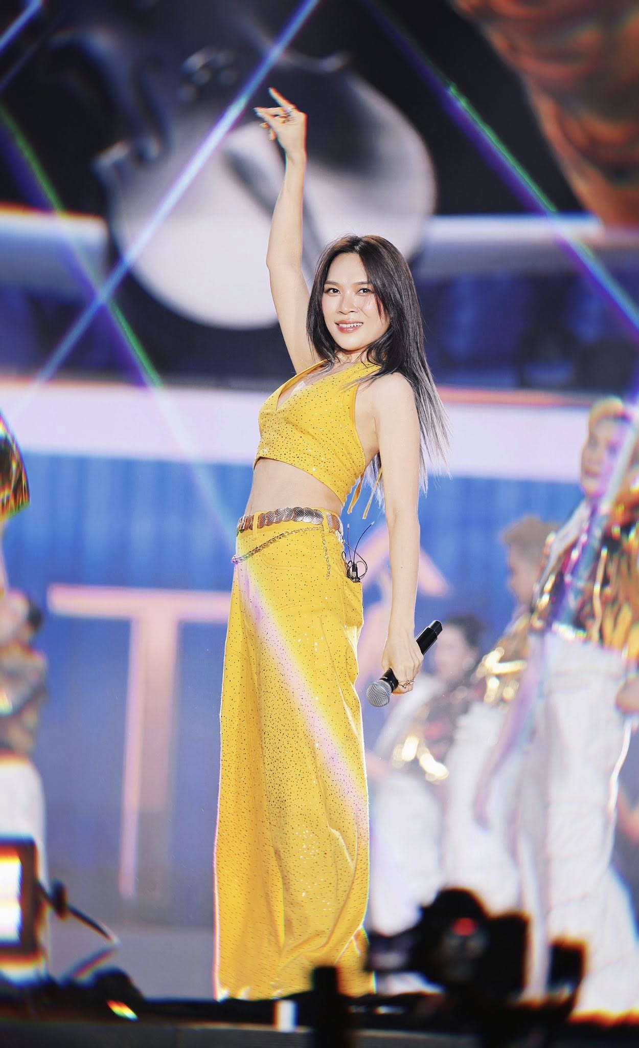 Nữ thủ khoa Nhạc viện thành công nhất Việt Nam: “Giàu từ nhân cách, tài năng đến tài sản”- Ảnh 8. Nữ thủ khoa Nhạc viện thành công nhất Việt Nam: “Giàu từ nhân cách, tài năng đến tài sản”- Ảnh 8.