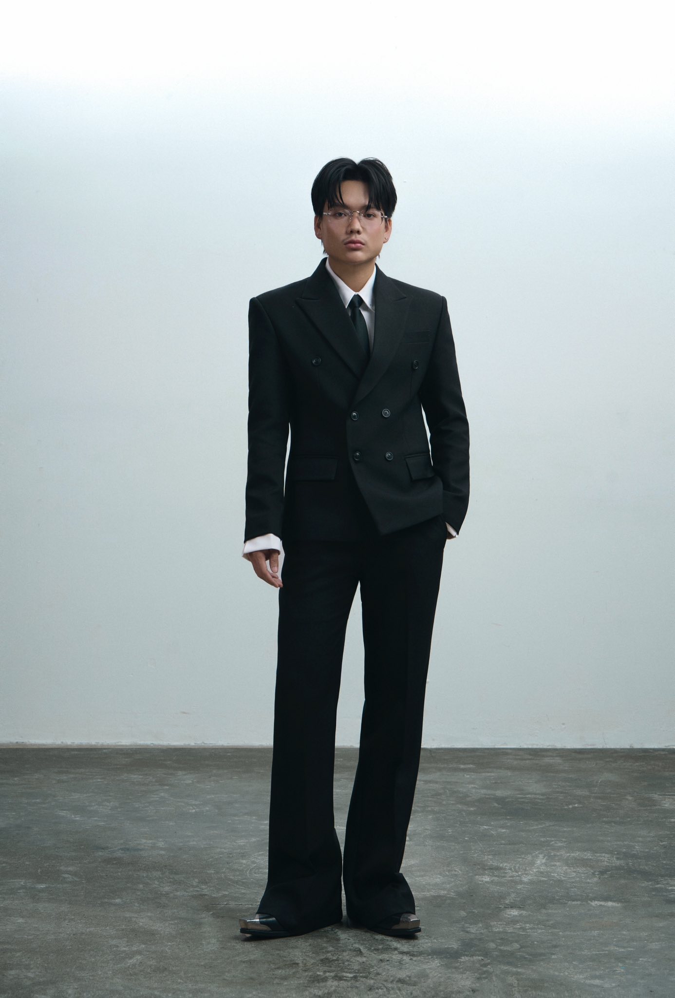 Không tin nổi đây là Phạm Thoại - Ảnh 3.