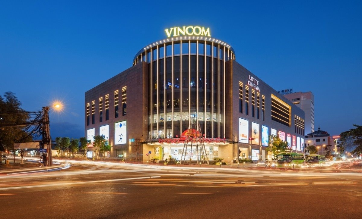 Vincom Retail lãi 6 . 446 Tỷ đồng năm 2025 , tăng trưởng ấn tượng trong kinh doanh - Ảnh 1. Vincom Retail lãi 6 . 446 Tỷ đồng năm 2025 , tăng trưởng ấn tượng trong kinh doanh - Ảnh 1.